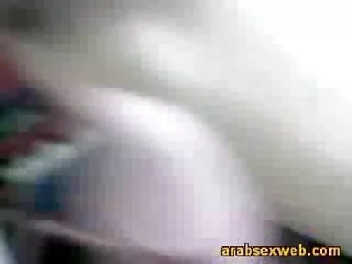 Jis atnešė milfą koj ...